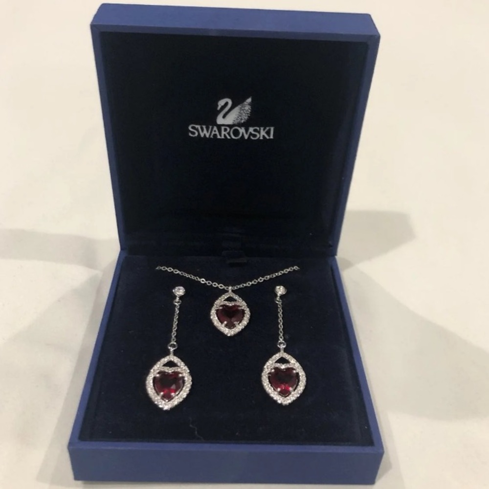 Swarovski Crystal Earrings & Necklace